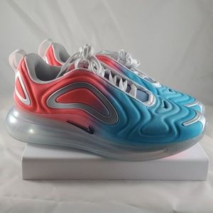 Womens' Nike Air Max 720